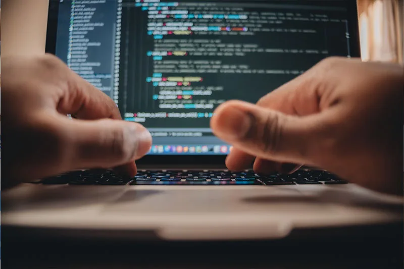 Desarrollo con código a medida